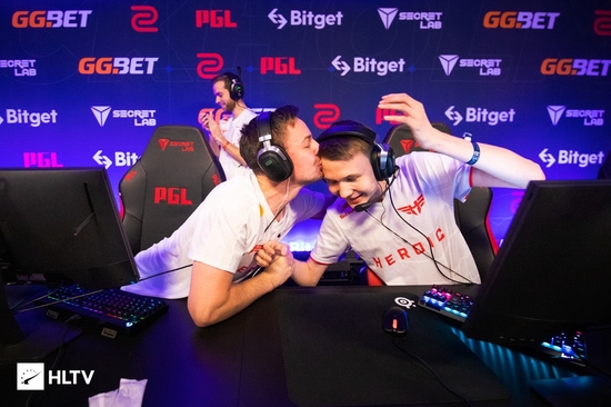 S15赛季首场对决 IG与T1精彩揭晓